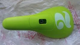 2-Hip USA Pivotal Seat BMX сідло зелене