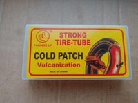 Латки Thumbs Up Maxi (24x35мм-12шт. 25мм-6шт. 32х50мм-6шт.) + клей 20мл, пластиковая коробка