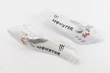 УЦІНКА РІЗНЕ Захист для рук лів., прав. к-кт 2шт "MONSTER ENERGY" БІЛИЙ тип2 (немає кріплень, подряпини на пластику, див. фото)