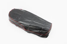 Чохол сидіння з червоним кантом CEZET