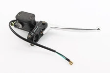 Тормозной цилиндр с рычагом правый Yamaha 3KJ (хром рычаг)