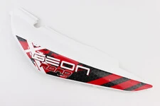 X-Road Light 200-250 пластик - задній бічний правий, БІЛИЙ з червоним малюнком