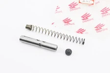 Натяжитель цепи распредвала (втулка + пружина)