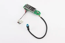 Панель приладів (екран), М5 (електросамокат)