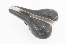 Сиденье MTB 265x160мм с гелевыми вставками, чёрно-серое CROSSRIDE BSK-N31