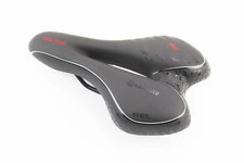 Сиденье MTB 270x160мм, чёрно-бело-красное "GEL"