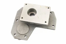 Крышка КПП левая под гидравлический насос под 4 болта