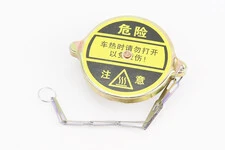 Крышка радиатора под горловину до D-69mm, d-клапана 52mm