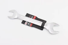 Ключ ріжковий 30х32мм CrV XT-1130