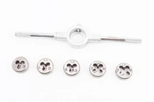 Набор плашек с держателем d-M4/M5/M6/M8/M10 SD-8019