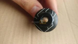 Кришка рульова 1.1/8&quot; + ромашка + болт з отвором для кабелю від VP components