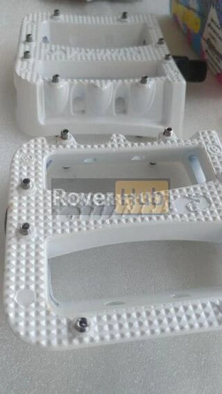 Педалі магнієві Primo Stricker (19-186) magnesium platform, ПРОМ підшипник Cr-Mo ось,білі