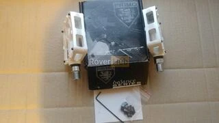 Педалі магнієві Primo Balance aluminium platform, 4 ПРОМ підшипника Cr-Mo вісь,білі