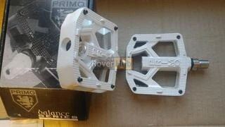 Педалі магнієві Primo Balance aluminium platform, 4 ПРОМ підшипника Cr-Mo вісь,білі