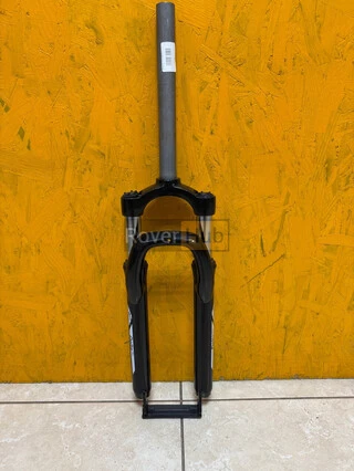 Вилка 26&quot; V-Class Delta Plus, 1.1/8&quot; пружин., стальн. штани, алюм. корона 125мм, направляючі 28,6мм, шток 255мм, хід 60мм, Disc