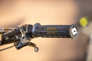 Гріпси ODI Elite Pro Bright Red/Black w/Black clamp (червоні з чорними замками)