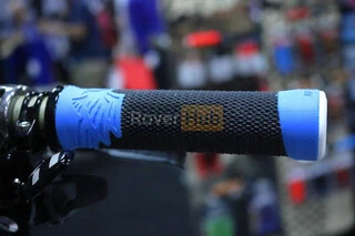 Гріпси ODI AG-2 Black/Graphite w/ Black clamps (черно-графітові з чорними замками)