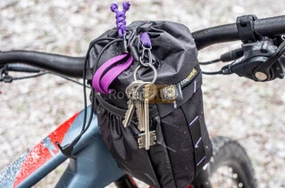 Сумка на кермо KasyBag Pocket Pack One hand (кормушка) Black-Purple