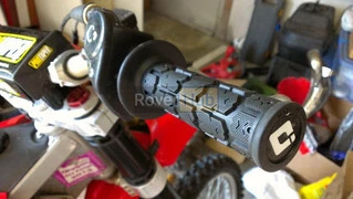 Мото Гріпси ODI MX V2 Lock-On; Rogue Grip - Soft Grey