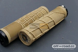 Грипси ODI Reflex v2.1 Lock-On MTB Closed End 135mm Black