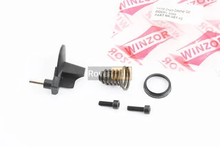 Улавливатель (ограничитель) цепи+пружина амортизатора+болт к-кт