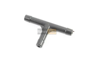 Трійник пластиковий під шланг паливний