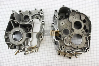 УЦІНКА ZS250-4B/Honda - CBT250 Картер двигуна лівий + правий к-кт (невеликий наліт)