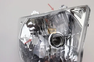 УЦЕНКА Фара передняя в сборе, тип. 1 (разъем малый "мама") (дефект стекла, см. фото)
