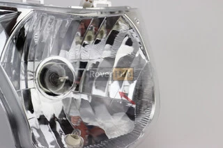 УЦЕНКА Фара передняя в сборе, тип. 1 (разъем малый "мама") (дефект стекла+трещины, см. фото)