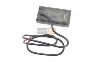 ВОЛЬТМЕТР с дисплеем, красный циферблат (универсальный, компактный)