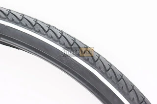 Шина 28" 700-40С (42-622) дорожная "елка" С1446 с белой полосой