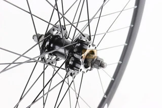 Колесо 26" переднє Disk-brake, обід алюмінієвий, втулка 14Gx36H, кріпл. гайка, "GRAVITY" (можл. подряпини)