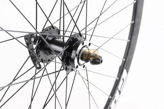 Колесо 27,5" переднє Disk-brake, обід "крапля" та втулка 14Gx36H алюмінієві NECO MS31F, кріпл. ексцентрик, "GRAVITY"