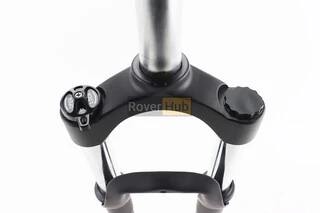 Вилка 26" амортизаційна, без різьби 1-1/8" (28,6мм), шток 255мм, з ходом 100мм, Disk-brake, пружинно-оливна, Lockout, чорна N780