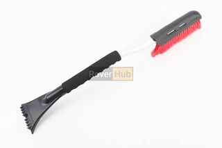 Щітка зі скребком 66см AT-0117