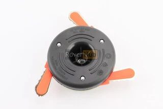 Шпуля (бабина, котушка), "ДИСК" пластикова, три зачепи + ніж 6шт Тип 3